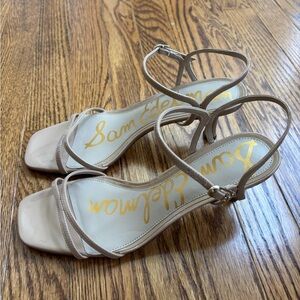 Sam Edelman Presley Patent Leather Heeled sandal size 9